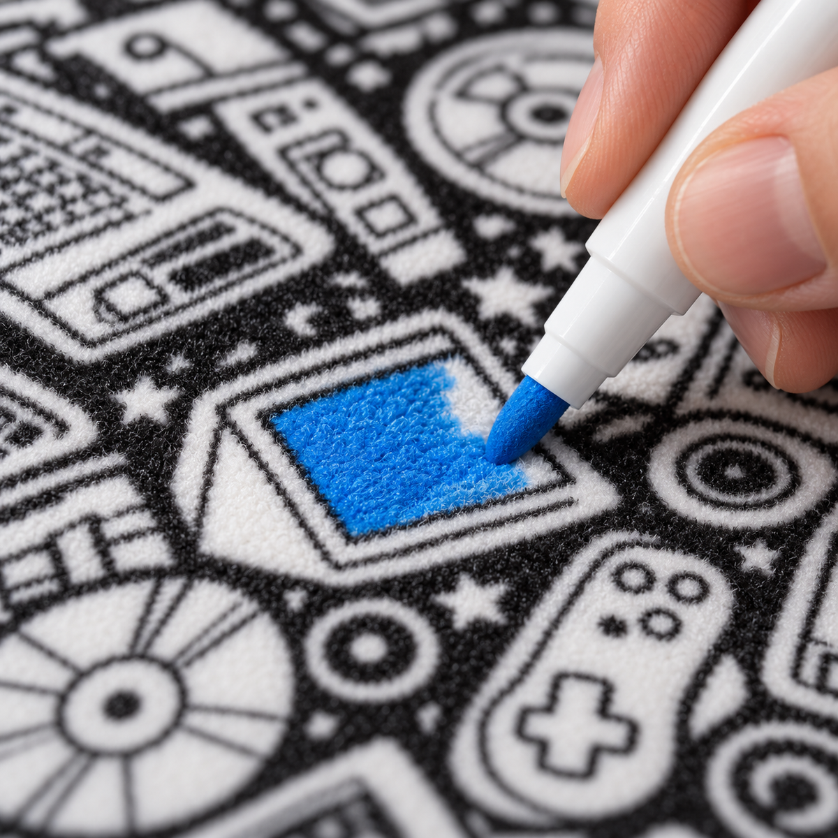 COZOODLE Colouring Blanket — view 8